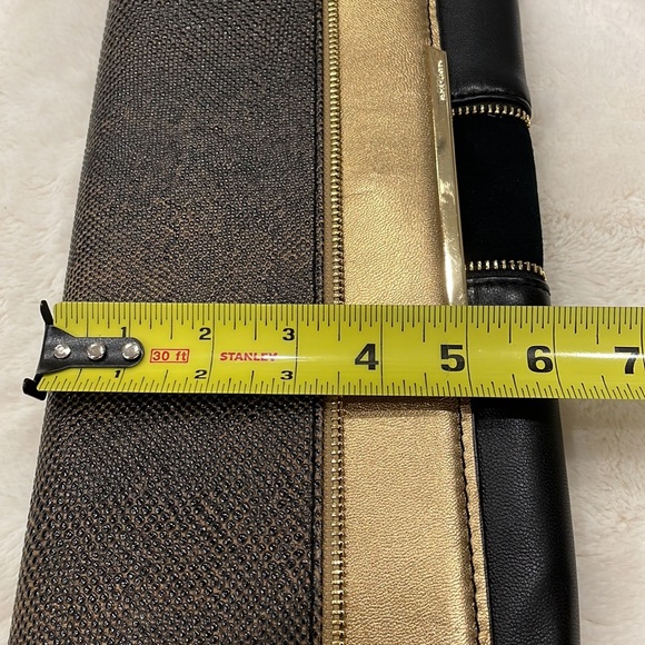 Vince Camuto Foldover Clutch - Picture 9 of 9